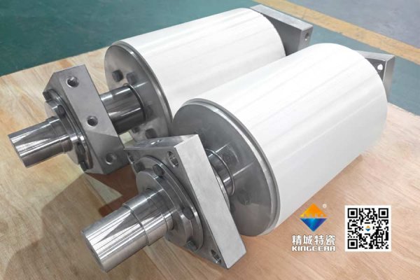 ARZ Ceramic double-roller Crusher Facilitates Efficient Pulverization of Lithium Battery Raw Materials: Isolating Contamination, Ensuring Purity, and Offering High Durability