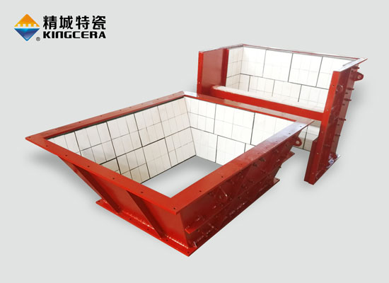 Chute wear liners