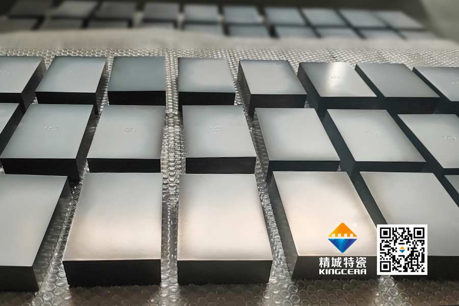 Silicon Carbide Ceramic Wear Liners